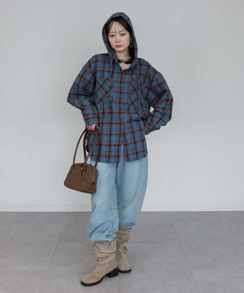 mellomela.(メロメラ)の「オーバーサイズ微起毛フードチェックシャツ(シャツ/ブラウス・レディース・ブルー系その他/ブラック/ライトブラウン/オフホワイト・FREE)」の16枚目の写真