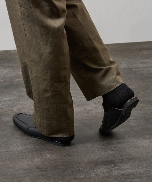 PADRONE(パドローネ)の「PADRONE パドローネ / FT CUTOFF Loafer フラットソールカットオフレザーローファー / PU8395-2001(ローファー・メンズ・ブラック/ブラウン・41/40/42)」の19枚目の写真