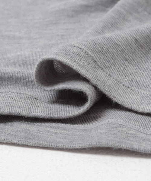 URBAN RESEARCH(アーバンリサーチ)の「W100クルーネックカットソー(Tシャツ/カットソー・レディース・オフホワイト/レッド/グレー・FREE)」の18枚目の写真