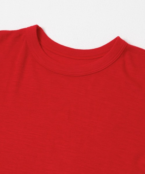 URBAN RESEARCH(アーバンリサーチ)の「W100クルーネックカットソー(Tシャツ/カットソー・レディース・オフホワイト/レッド/グレー・FREE)」の20枚目の写真