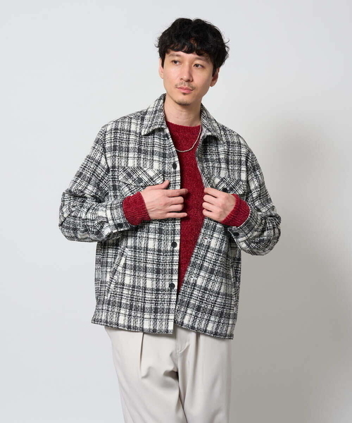 a.v.v(アーヴェヴェ)の「ROYALモール クルーネックニット(ニット/セーター・メンズ・グリーン/ライトグレー/ブルー/レッド/ダークグレー・50/48/46)」の20枚目の写真