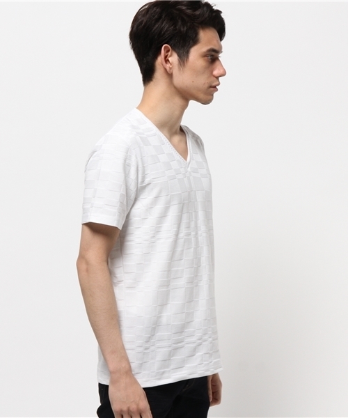 MEN'S BIGI(メンズビギ)の「VネックTシャツ/JAPAN MADE(日本製)(Tシャツ/カットソー・メンズ・ホワイト/ピンク/ネイビー/サックスブルー/ブルー系その他・SMALL/LARGE/MEDIUM)」の6枚目の写真