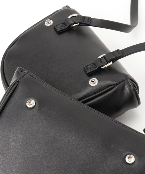 SLY（スライ）の「DOUBLE POCKET SHOULDER BAG（ショルダーバッグ・レディース・ブラック/ブラウン・FREE）」の7枚目の写真