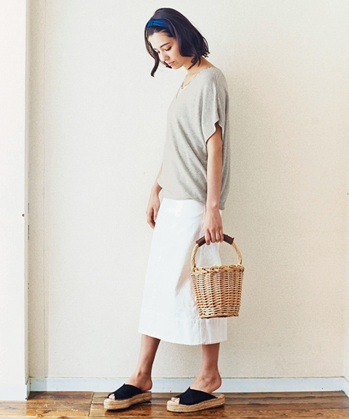and myera（アンド マイラ）の「ａｎｄ　ｍｙｅｒａ　とろみセーター（ニット/セーター・レディース・ネイビー/ライトグレー・X-LARGE/MEDIUM/LARGE/SMALL）」の19枚目の写真