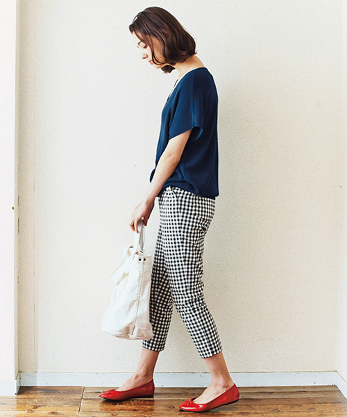 and myera（アンド マイラ）の「ａｎｄ　ｍｙｅｒａ　とろみセーター（ニット/セーター・レディース・ネイビー/ライトグレー・X-LARGE/MEDIUM/LARGE/SMALL）」の14枚目の写真