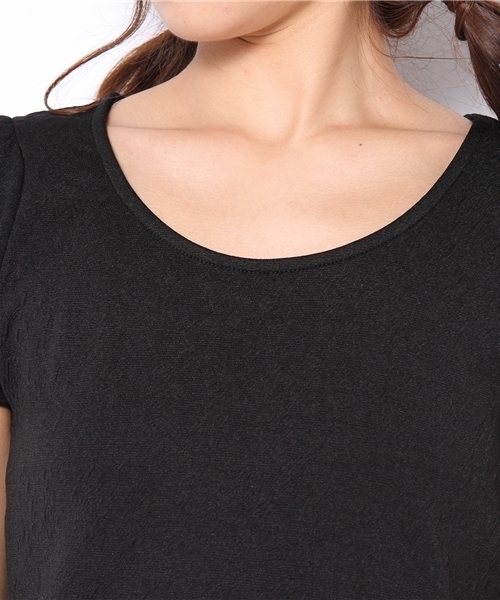 one after another NICE CLAUP（ワンアフターアナザーナイスクラップ）の「ふくれジャガードペプラム（Tシャツ/カットソー・レディース・ブラック/クリーム/ピンクベージュ・FREE）」の5枚目の写真