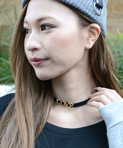 Janiss ジャニス の Loveロゴチョーカー ネックレス Wear