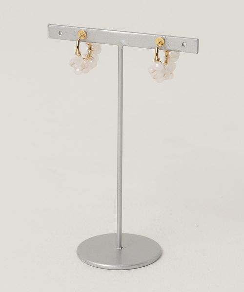 TONE SELECT GOODS（トーンセレクトグッズ）の「【marinaJEWELRY】White Chalcedony W wrapped earring（イヤリング・レディース・ホワイト・S）」の2枚目の写真
