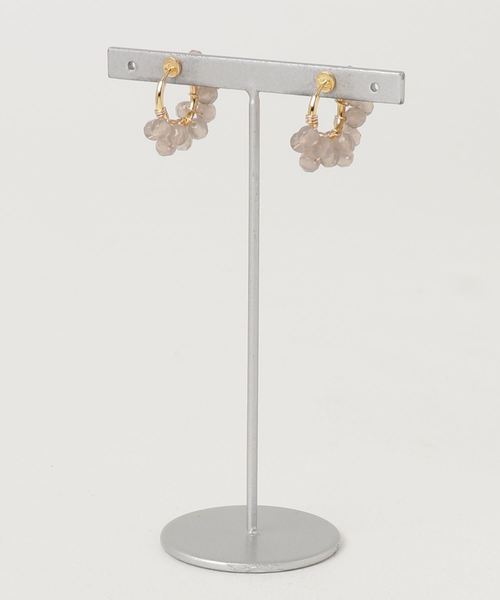 TONE SELECT GOODS(トーンセレクトグッズ)の「【marinaJEWELRY】Gray Chalcedony W wrapped earring(イヤリング・レディース・グレー・S)」の2枚目の写真