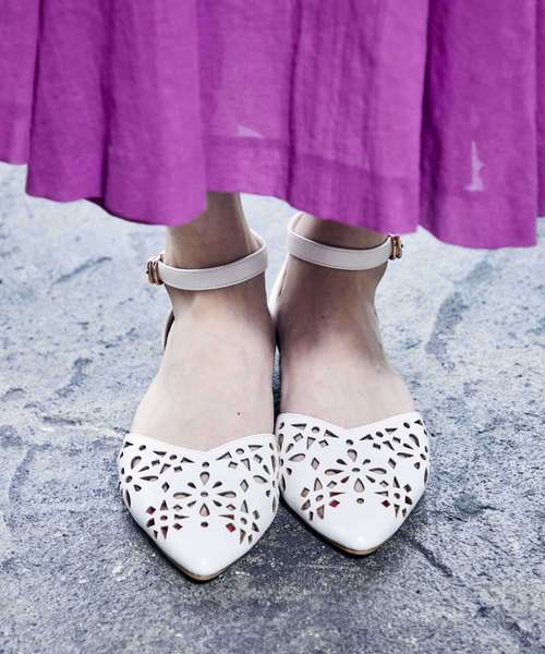 ORiental TRaffic(オリエンタルトラフィック)の「春夏★カットワークセパレートパンプス★8130(パンプス・レディース・シルバー/ホワイト/グリーン・L/LL/M/S/3L)」の2枚目の写真