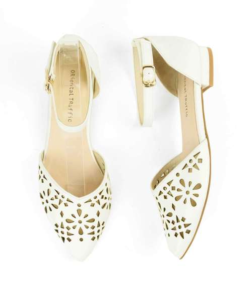 ORiental TRaffic(オリエンタルトラフィック)の「春夏★カットワークセパレートパンプス★8130(パンプス・レディース・シルバー/ホワイト/グリーン・L/LL/M/S/3L)」の5枚目の写真