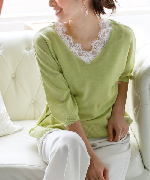 REAL CUBE（リアルキューブ）の「REAL CUBE ダブルレースVネックニット（ニット/セーター・レディース・ミント/オフホワイト/ネイビー/グレー/ライム・36/38/40）」の3枚目の写真