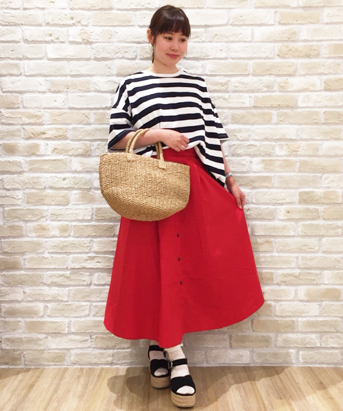 earth music&ecology(アースミュージックアンドエコロジー)の「・太ピッチボーダーワイドTシャツ(Tシャツ/カットソー・レディース・ネイビー/ブラック/杢グレー/ブルー・FREE)」の17枚目の写真