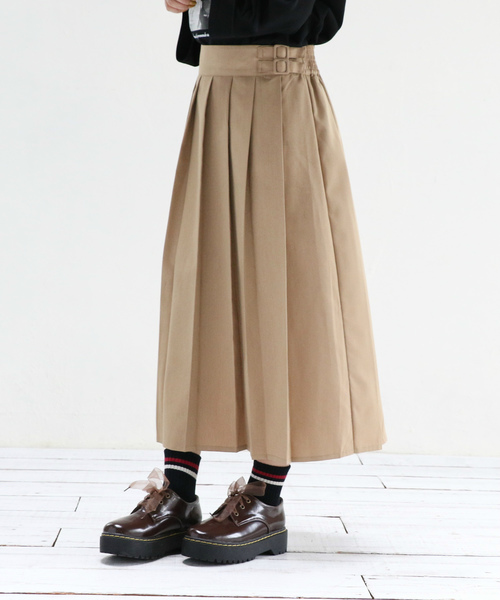 OLIVE des OLIVE（オリーブデオリーブ）の「[再入荷決定!]　ロングプリーツスカート（スカート・レディース・ベージュ/ネイビー/レッド・FREE）」の7枚目の写真