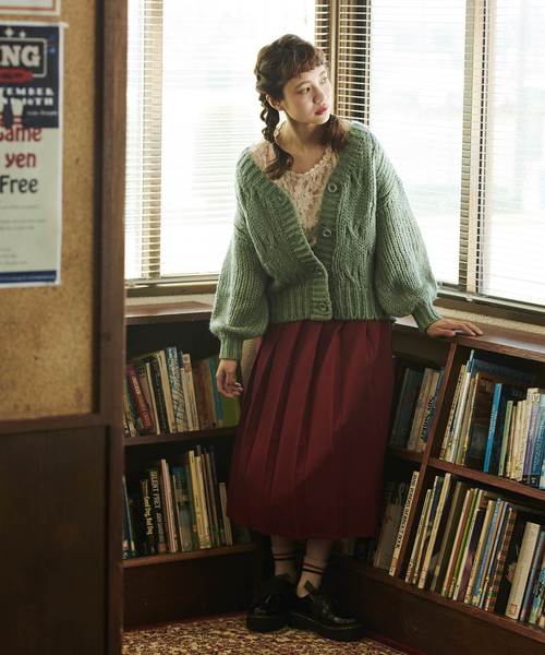 OLIVE des OLIVE（オリーブデオリーブ）の「[再入荷決定!]　ロングプリーツスカート（スカート・レディース・ベージュ/ネイビー/レッド・FREE）」の15枚目の写真