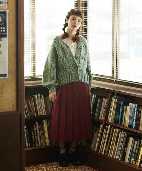 OLIVE des OLIVE（オリーブデオリーブ）の「[再入荷決定!]　ロングプリーツスカート（スカート・レディース・ベージュ/ネイビー/レッド・FREE）」の16枚目の写真