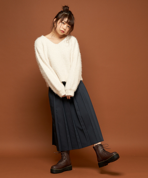 OLIVE des OLIVE（オリーブデオリーブ）の「[再入荷決定!]　ロングプリーツスカート（スカート・レディース・ベージュ/ネイビー/レッド・FREE）」の18枚目の写真