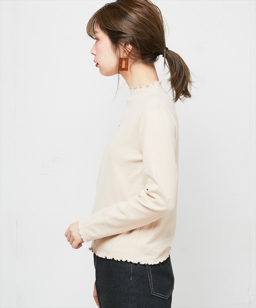 natural couture(ナチュラルクチュール)の「起毛フライスちびロゴプチハイロンTシャツ(Tシャツ/カットソー・レディース・ブラック/ベージュ/ピンク/アイボリー・FREE)」の7枚目の写真