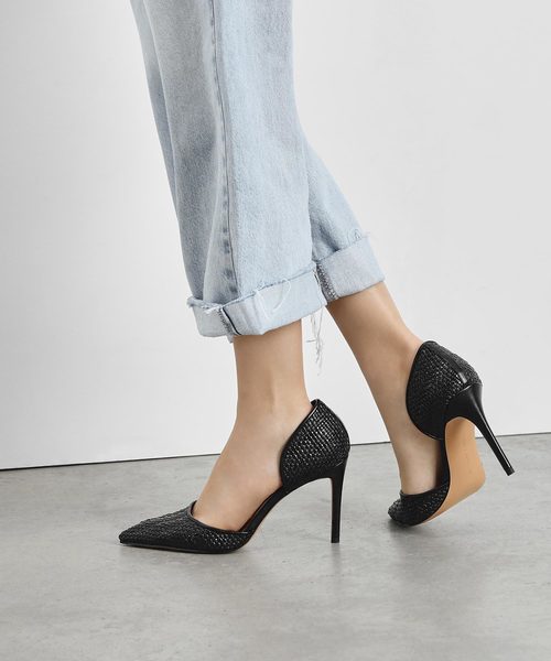 CHARLES & KEITH(チャールズ & キース)の「ラフィアドルセイヒール / Raffia D'orsay Heels(パンプス・レディース・ブラック/ブラウン/ベビーピンク・22.5cm/23cm/23.5cm/24.5cm/25cm)」の4枚目の写真