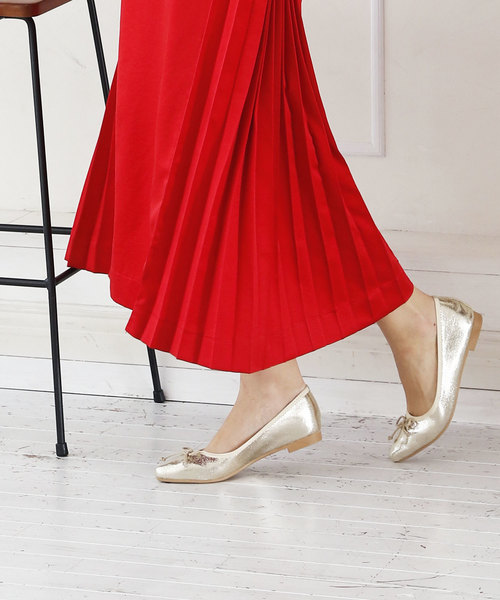 VIVIAN(ヴィヴィアン)の「ポインテッドトゥフラットバレエシューズ(バレエシューズ・レディース・ブルー系その他2/パイソン/レオパード/ライトピンク/バーガンディー/シルバー/サンドグレー/ホワイト系その他/ブルー系その他4/ライトオリーブ/ブラック系その他/ホワイト系その他2/ブラック系その他2/ゴールド/バイオレット/その他14/イエロー系その他2・22/22.5/24.5/26/24/23/25/23.5/21)」の14枚目の写真