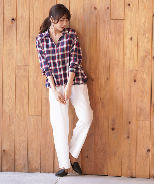 rps（アールピーエス）の「裾タック前開きシャツ（シャツ/ブラウス・レディース・ピンク/ベージュ/オフホワイト/ブラック・M）」の20枚目の写真