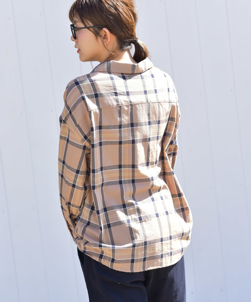 rps（アールピーエス）の「裾タック前開きシャツ（シャツ/ブラウス・レディース・ピンク/ベージュ/オフホワイト/ブラック・M）」の16枚目の写真