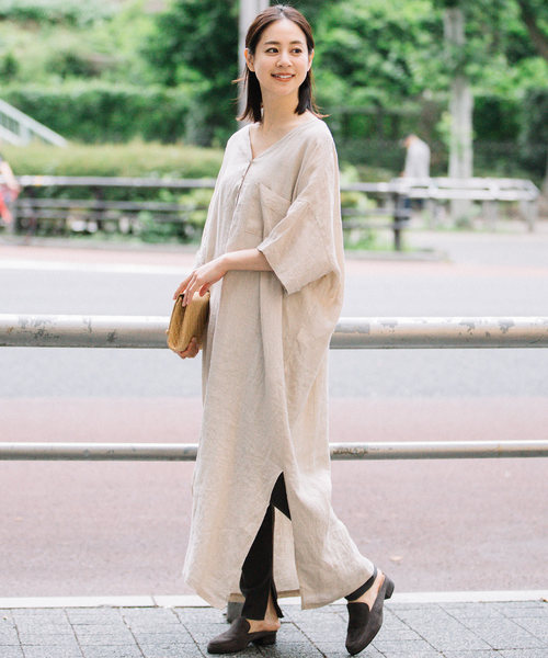 Munich（ミューニック）の「60sフレンチリネンヘンリーネックリラックスワンピース(リゾートマキシワンピース)（ワンピース・レディース・ホワイト/カーキ/ライトグリーン/キャメル/ベージュ/ブラック/ネイビー/モカ・FREE）」の16枚目の写真