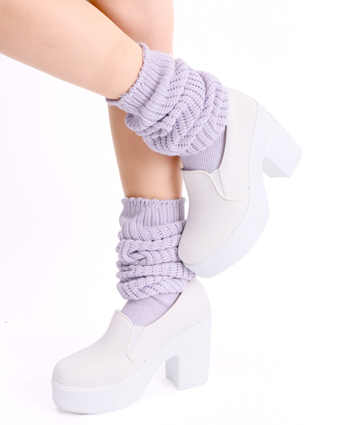 WEGO（ウィゴー）の「WEGO/ルーズソックス（ソックス/靴下・レディース・ホワイト/ブラック/サックスブルー/パープル/ピンク・FREE）」の4枚目の写真