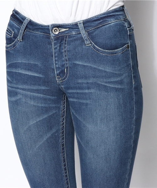 ROSE BUD(ローズバッド)の「LPT-14103 SIDE ZIP SKINNY PANTS(デニムパンツ・レディース・ブルー/ライトブルー・26/24/28)」の8枚目の写真
