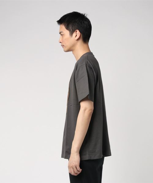 BUCCA 44(ブッカフォーティーフォー)の「【BUCCA 44】ベアBIGプリントT(Tシャツ/カットソー・メンズ・オフホワイト/スミクロ・MEDIUM/LARGE/X-LARGE/XX-LARGE/XXX-LARGE)」の3枚目の写真