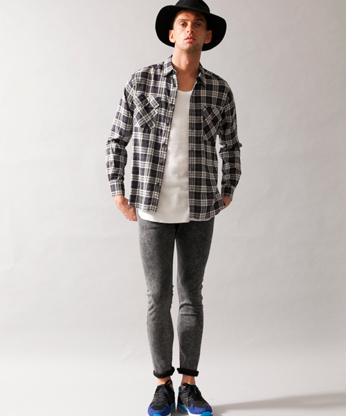 MONKEY TIME（モンキータイム）の「MT C/R/L チェック ワーク シャツ ◆（シャツ/ブラウス・メンズ・ダークグレー/レッド・MEDIUM/SMALL/LARGE）」の5枚目の写真