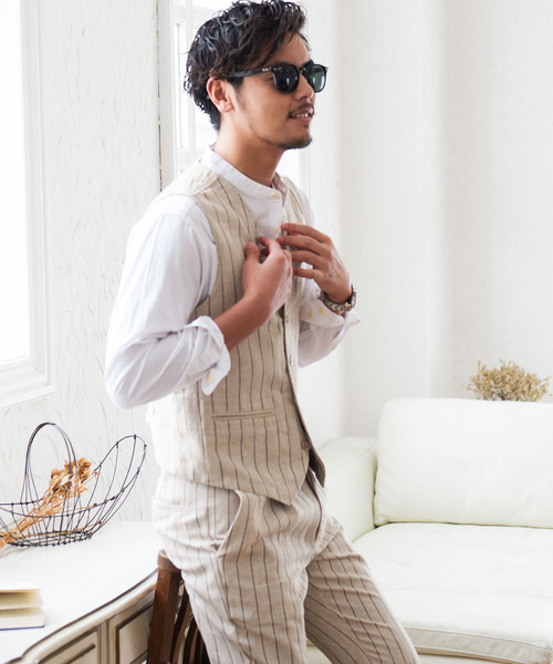 CavariA（キャバリア）の「『CavariA/キャバリア』綿麻ストライプ柄ボタンベスト（ベスト・メンズ・オフホワイト/ネイビー/ベージュ・L/M）」の10枚目の写真