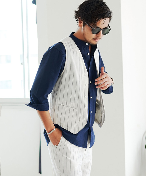 CavariA（キャバリア）の「『CavariA/キャバリア』綿麻ストライプ柄ボタンベスト（ベスト・メンズ・オフホワイト/ネイビー/ベージュ・L/M）」の5枚目の写真