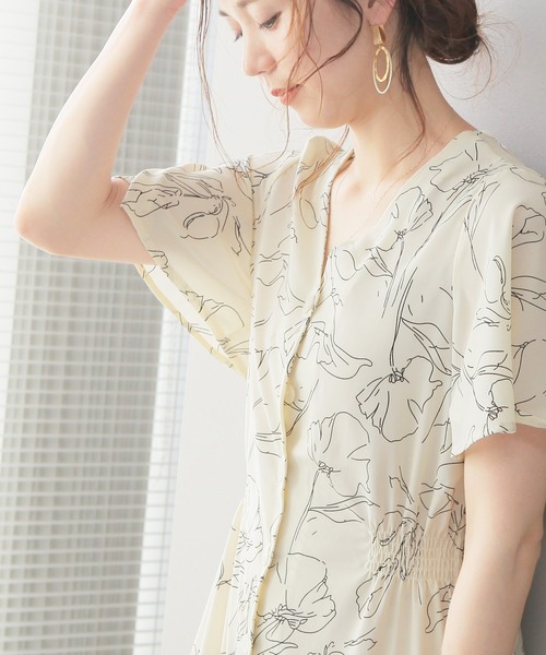 reca(レカ)の「花柄フレア袖2wayシャツワンピース(シャツワンピース・レディース・ホワイト系その他/ブラック系その他/ブルー系その他・M)」の5枚目の写真