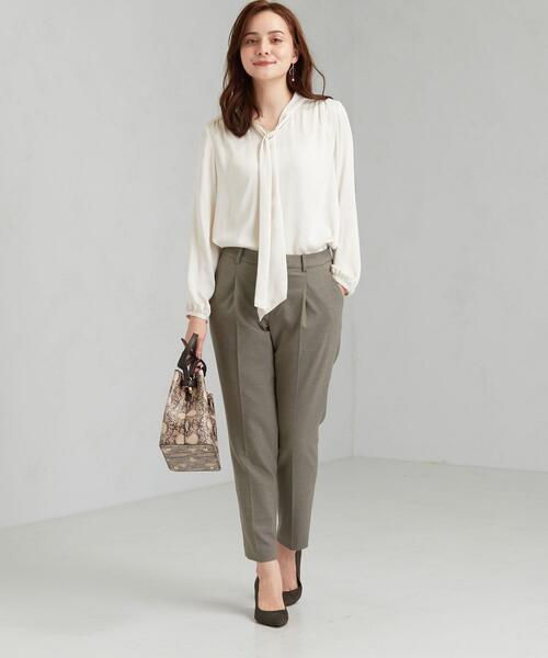 green label relaxing(グリーンレーベルリラクシング)の「D JKIN ボウタイ ブラウス(シャツ/ブラウス・レディース・ベージュ/オフホワイト・FREE)」の13枚目の写真