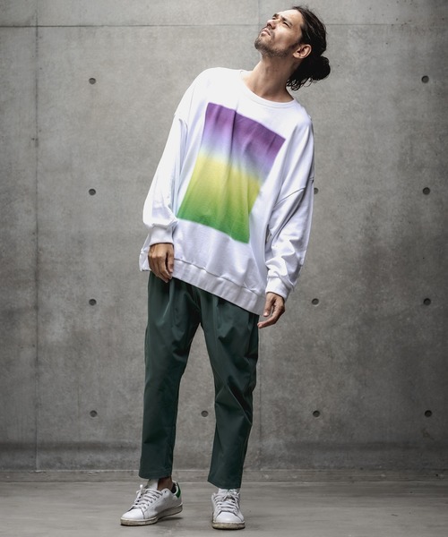 GLIMCLAP(グリムクラップ)の「msw783-Gradation & Impact print Loose silhoutte Sweat pullover プルオーバー(スウェット・メンズ・ブラック/オフホワイト・M/L)」の6枚目の写真
