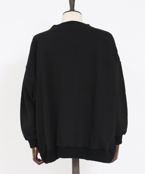 GLIMCLAP(グリムクラップ)の「msw783-Gradation & Impact print Loose silhoutte Sweat pullover プルオーバー(スウェット・メンズ・ブラック/オフホワイト・M/L)」の4枚目の写真