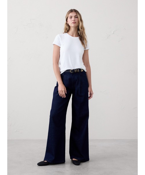 BANANA REPUBLIC FACTORY STORE（バナナリパブリック ファクトリーストア）の「BANANA REPUBLIC FACTORY STORE　　タイムレスクルーネックTシャツ（Tシャツ/カットソー・レディース・ライトブルー/チャコールグレー/ホワイト/ローズ/ブラック/その他/ナチュラル/その他1/カーキ/イエロー/ブラック系その他/ブルー系その他/ネイビー/ホワイト×ブラック・S/M/L/XS）」の21枚目の写真