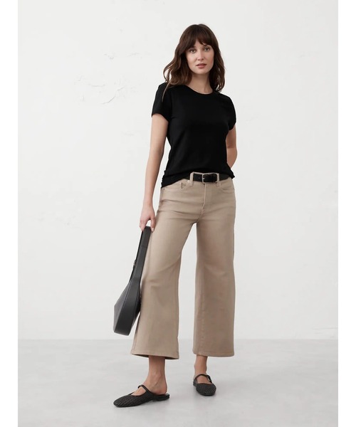 BANANA REPUBLIC FACTORY STORE（バナナリパブリック ファクトリーストア）の「BANANA REPUBLIC FACTORY STORE　　タイムレスクルーネックTシャツ（Tシャツ/カットソー・レディース・ライトブルー/チャコールグレー/ホワイト/ローズ/ブラック/その他/ナチュラル/その他1/カーキ/イエロー/ブラック系その他/ブルー系その他/ネイビー/ホワイト×ブラック・S/M/L/XS）」の22枚目の写真