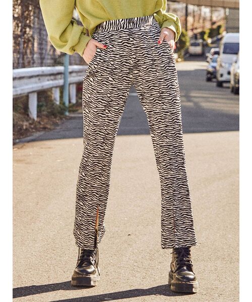 jouetie（ジュエティ）の「フロントスリットパンツ（その他パンツ・レディース・ブラック/ブルー/その他1/クリア・MEDIUM）」の4枚目の写真