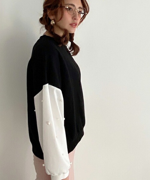 M y u（ミュー）の「袖シャツパールドッキング裏毛TOPS（スウェット・レディース・ブラック/アイボリー・FREE）」の3枚目の写真
