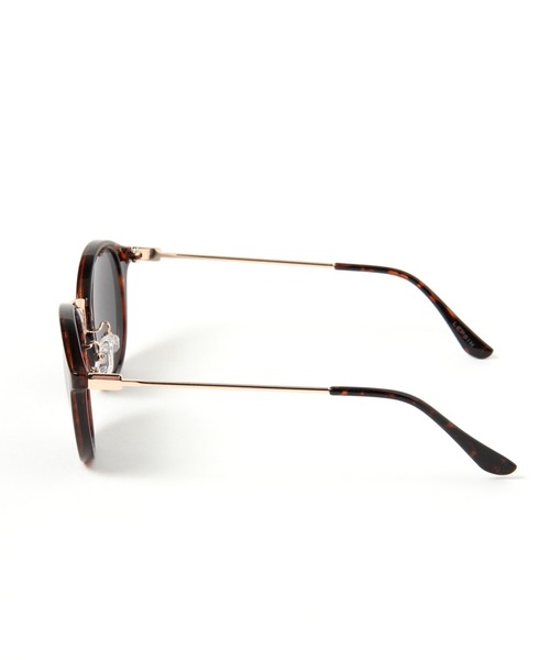 LEPSIM（レプシィム）の「ファッショングラスＢＡＳＩＣ　926328（サングラス・レディース・ブラック/ブラウン・ONE SIZE）」の4枚目の写真