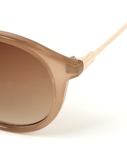 LEPSIM（レプシィム）の「ファッショングラスＢＡＳＩＣ　926328（サングラス・レディース・ブラック/ブラウン・ONE SIZE）」の5枚目の写真