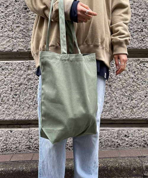 United Athle（ユナイテッドアスレ）の「United Athle/レギュラー キャンバス トートバッグ（トートバッグ・レディース・レッド系その他/ネイビー/ブルー系その他/ブラック/レッド/ブラック系その他/ナチュラル/モカ/オリーブ/パープル系1/ブルー系1/グリーン系1/スモークピンク/スミクロ/インディゴブルー/キャメル/ピンク系1・ONESIZE）」の7枚目の写真