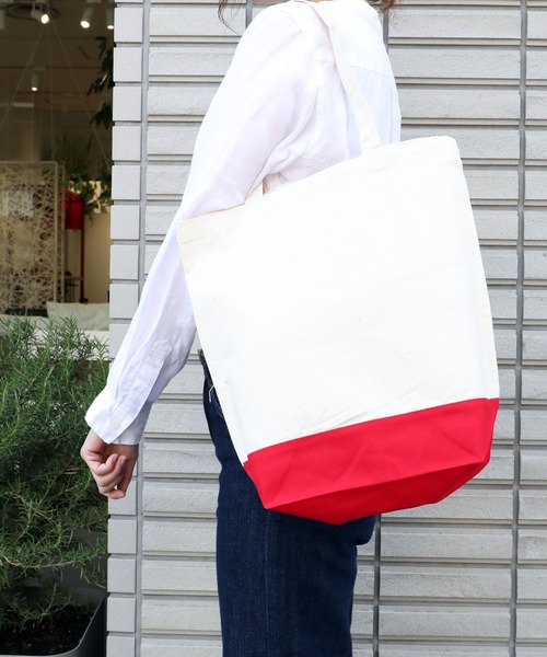 United Athle（ユナイテッドアスレ）の「United Athle/レギュラー キャンバス トートバッグ（トートバッグ・レディース・レッド系その他/ネイビー/ブルー系その他/ブラック/レッド/ブラック系その他/ナチュラル/モカ/オリーブ/パープル系1/ブルー系1/グリーン系1/スモークピンク/スミクロ/インディゴブルー/キャメル/ピンク系1・ONESIZE）」の17枚目の写真