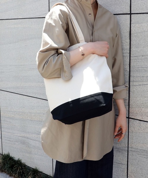 United Athle（ユナイテッドアスレ）の「United Athle/レギュラー キャンバス トートバッグ（トートバッグ・レディース・レッド系その他/ネイビー/ブルー系その他/ブラック/レッド/ブラック系その他/ナチュラル/モカ/オリーブ/パープル系1/ブルー系1/グリーン系1/スモークピンク/スミクロ/インディゴブルー/キャメル/ピンク系1・ONESIZE）」の22枚目の写真