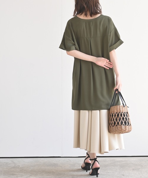 rps(アールピーエス)の「半袖スキッパーチュニック(チュニック・レディース・オフホワイト/カーキ/ブラック・M)」の9枚目の写真