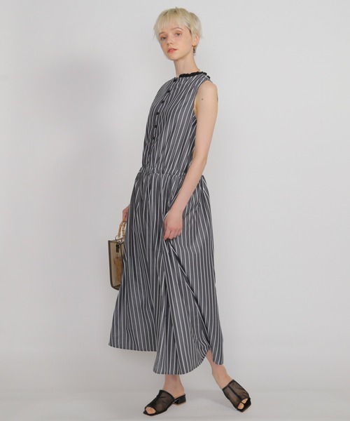 ABITOKYO(アビトーキョー)の「麻ライクストライプサイドリボンマキシワンピース(ワンピース・レディース・ホワイト/チャコールグレー/ブルー・FREE)」の21枚目の写真