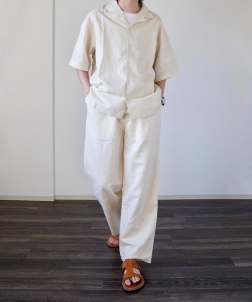 y/m by れぽすけ(イムバイレポスケ)の「リラックスリネンライクパンツ(スラックス・メンズ・チャコールグレー/ブラウン/アイボリー・LARGE/MEDIUM)」の6枚目の写真