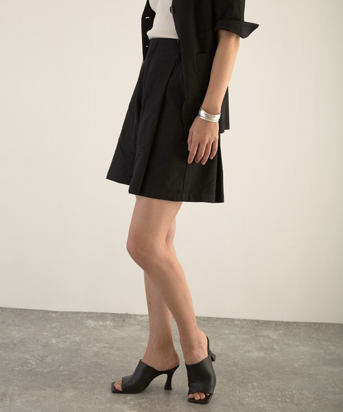 Wefst（ウェスト）の「【Wefst】リネンタッチタックショートパンツ（その他パンツ・レディース・ブラック/ミント/ライトベージュ/グレイッシュベージュ・FREE）」の13枚目の写真